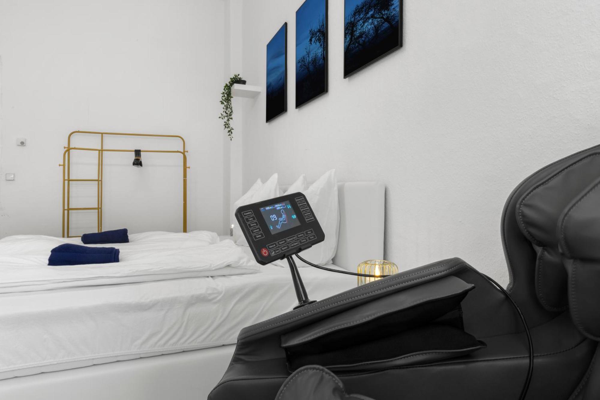 Apartamento 62Qm2, Massageseat, Billard-Table, King-Sized Bed Berlín Exterior foto